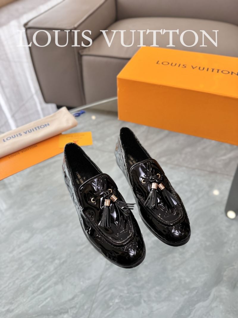 Louis Vuitton Low Shoes